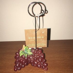 Sonoma Grape Decorative Photo Clip Holder